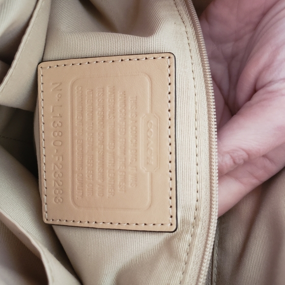 Coach Bag - Picture 5 of 8